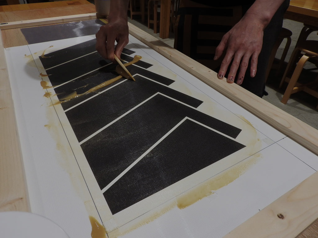 お茶染め手ぬぐい hugcoffee × Washizu.｜限定コラボデザイン